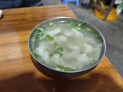 鱼汤-依云煎包店