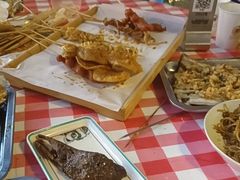 -顶峰夜宴·龙虾烧烤大排档(九江学院店)