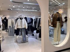 -广州白马服装市场