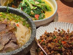 -浩海火燒雲傣家菜(芮欧百货店)