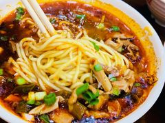 肥肠面-秦云老太婆摊摊面(磁器口店)