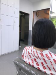 -首脑美发沙龙