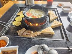 -有一锅·野生菌黑山羊腊排骨火锅(古城北门店)
