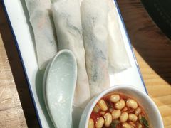 -野山舂·贵州现舂酸汤火锅(鸿通城店)