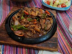 -香巴拉云南餐厅(华莱坞店)