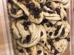 -白玉兰食品(汇联商厦店)
