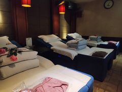 包房-洪迈足道(四公里店)