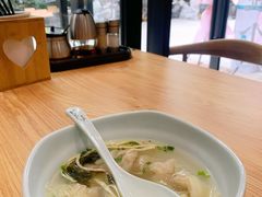 鲜虾小馄饨-顾一碗馄饨·烧麦(儿童医学中心店)