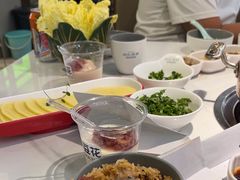 -洪氏嗨捞·广东猪肚鸡·椰子鸡火锅(西咸万象城店)