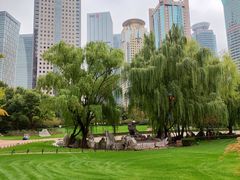 -陆家嘴中心绿地