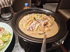 -五谷丰登农家院·地道胶东菜·海鲜烧烤(威海店)
