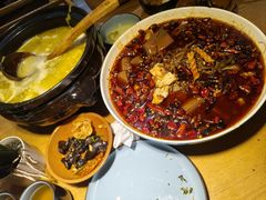 -九锅一堂酸菜鱼(学府凯德店)