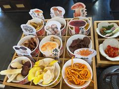 -菌自由丨野生菌火锅特色庭院餐厅(丽江古城店)