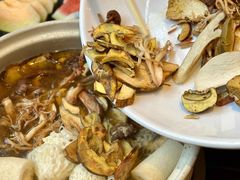 -黔蘑菇四季餐厅(观山湖店)