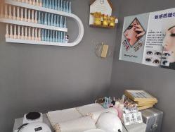 -美妆吧私人订制·化妆美甲美睫半永久