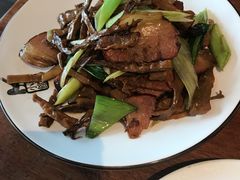 -黑鸡小馆(金源店)