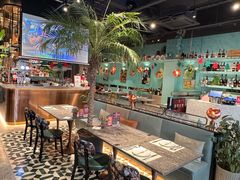 -SHADOWS•Bistro&Eatery(安福路店)