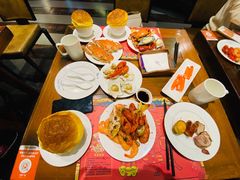 -四海一家自助餐(益田假日广场店)