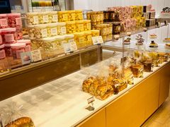面包甜点陈列柜-好利来(马栏广场店)