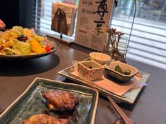 -铭牛烧肉·和牛海鲜自助(高新月牙湖店)