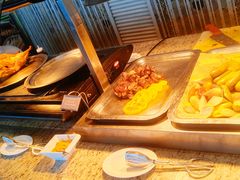 -怡豪大饭店·49楼旋转自助餐厅