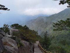-罗田薄刀峰风景区