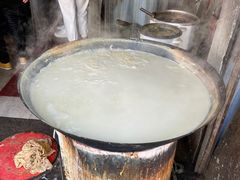 -云南大锅豆浆店