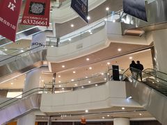 -日月光中心广场