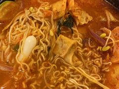 -WOW LUCKY创意韩料(龙阳广场店)