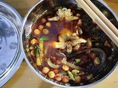 -鸿顺老铁锅美蛙鱼府(解放碑店)
