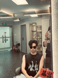 -即型男士理发工作室