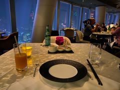 大堂-广州四季酒店·佰鲜汇·现代法餐