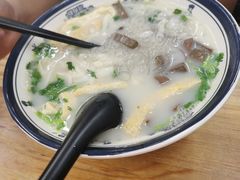 -鸭小妹鸭血粉丝(老门东店)