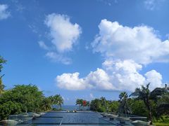 -亚龙湾喜来登·美景台大堂吧