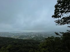 -灵岩山风景区