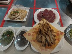 -六泰居·尔滨地标·东北菜(黄河路店)
