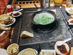 -有一锅·野生菌黑山羊腊排骨火锅(古城北门店)