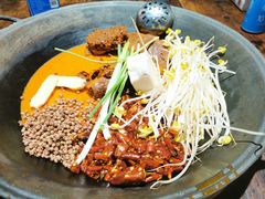 -四小区火锅·巷子里的重庆火锅(花照壁店)