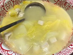 -临界音乐酒馆·小龙虾·江湖菜(华熙LIVE·鱼洞店)
