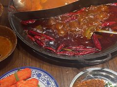 -萍姐火锅·公路夜市(武汉首店)