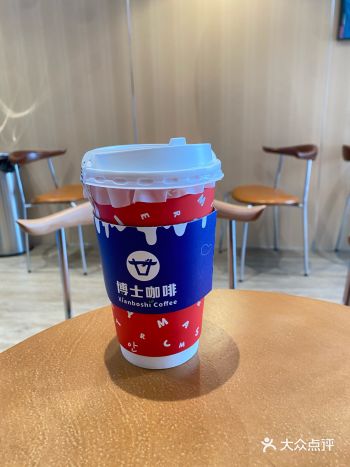 冬天里的一把火点燃我心中最柔软舒适的角落，而咖啡本身