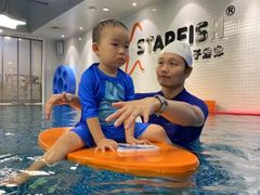 -蓝旗亲子游泳(范湖万达广场店)