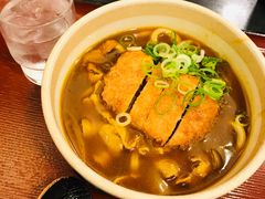 咖喱猪排乌冬-杵屋(京都ポルタ店)