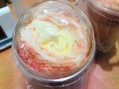 草莓麦炫酷-麦当劳(南后街店)