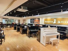 -柏斯音乐艺术中心·钢琴·吉他(上音店)