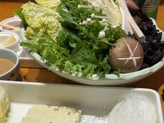-额尔敦传统涮.冰煮羊火锅(乌兰察布体育场店)