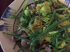 -Cuc Gach Quan Restaurant