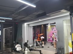 -超鹿运动(五四路恒力城店)