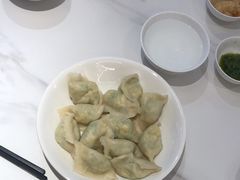 -东方饺子王(新奥购物中心店)