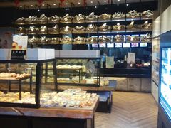 面包甜点陈列柜-华丰贺氏(营迹店)